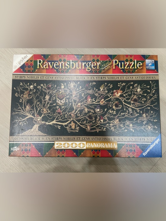 Ravensburger Other - Ravensburger 2000-Piece Puzzle - Family Tree Harry Potter